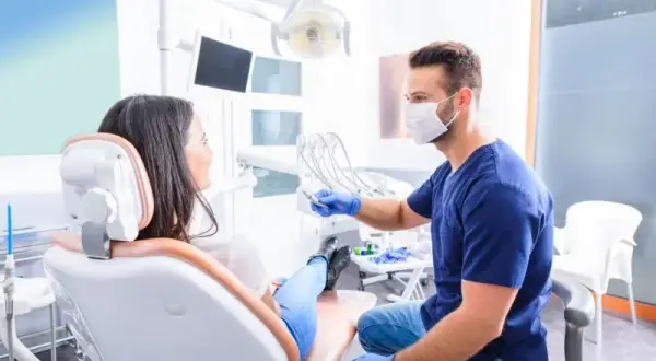 Zarobki dentystów w Polsce: Ile naprawdę zarabiają?
