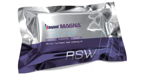Zestaw do wybielania zębów Beyond Magna Solution. To więcej niż wybielanie zębów, to odbudowa, wzmocnienie i wybielenie.
