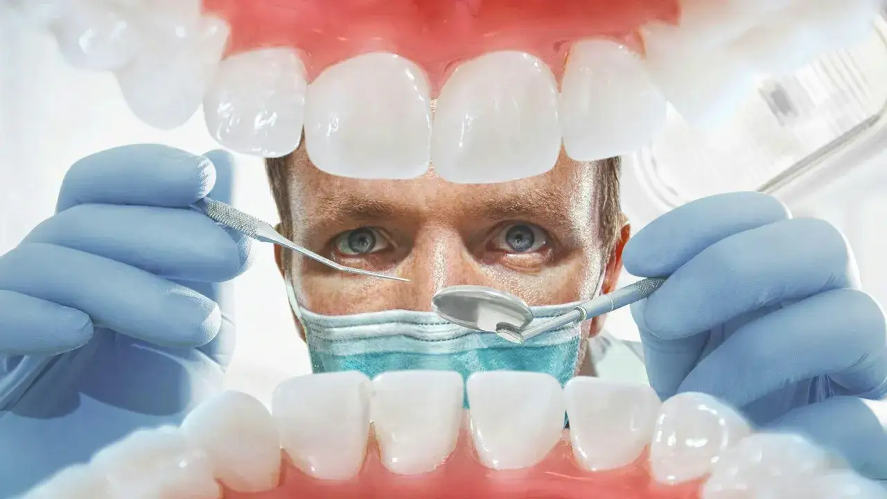 Kiedy iść do dentysty z zapaleniem dziąseł