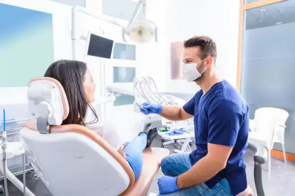 Zarobki dentystów w Polsce: Ile naprawdę zarabiają?